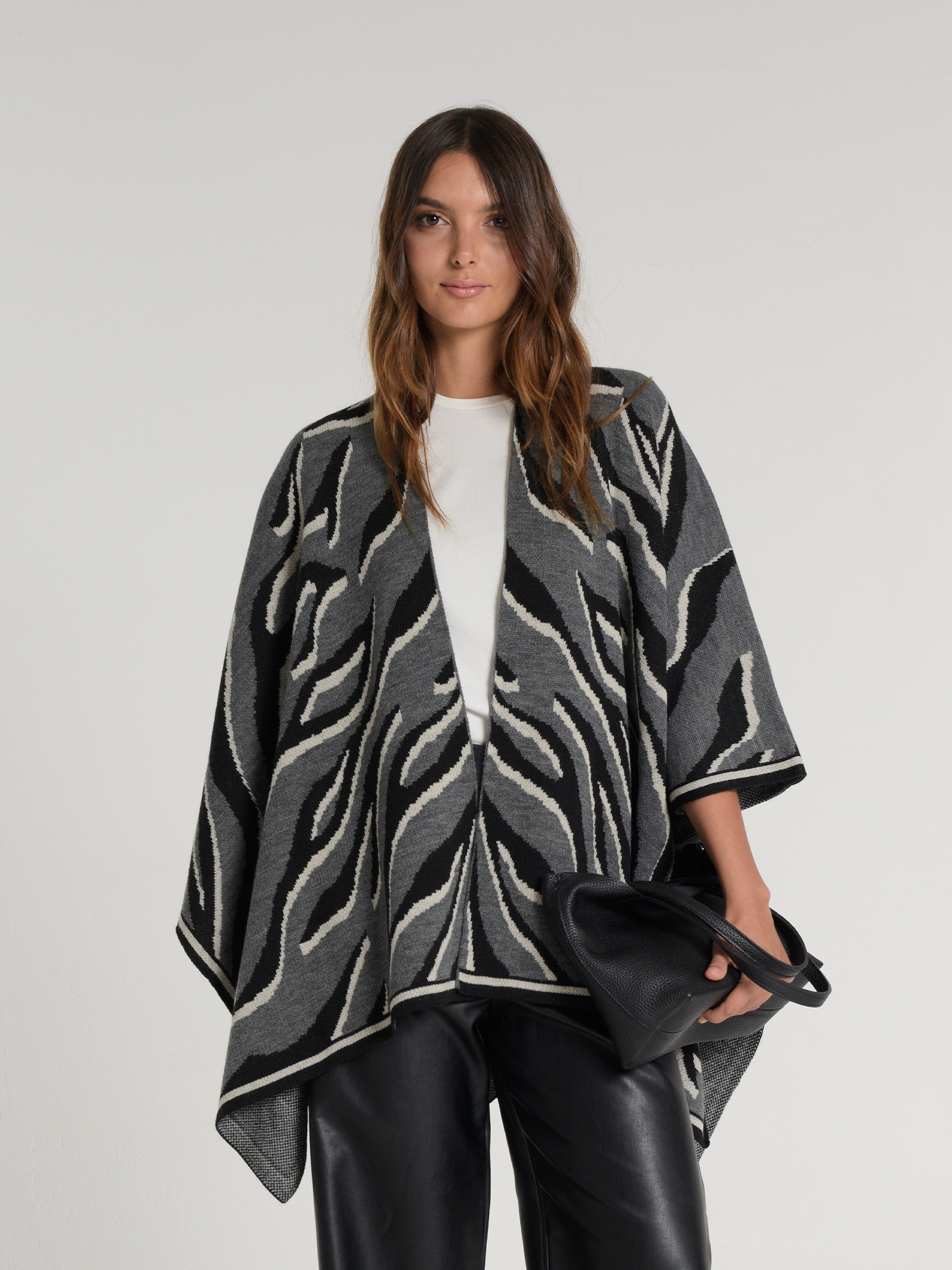 PONCHO HUNTER